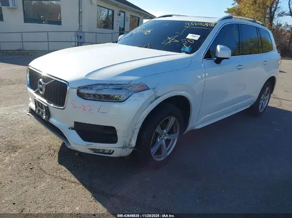 YV4102XK4G1084770 2016 VOLVO XC90 - Image 2