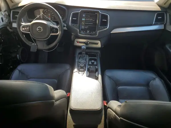 YV4102XK6H1140418 2017 VOLVO XC90 - Image 8