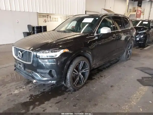 YV4102XM3H1124453 2017 VOLVO XC90 - Image 2