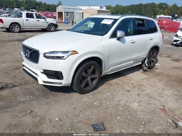 YV4102XMXG1077761 2016 VOLVO XC90 - Image 2