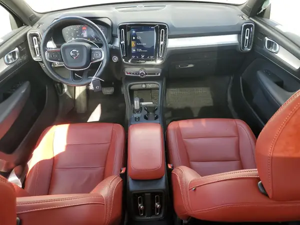 YV4162UK0K2130990 2019 VOLVO XC40 - Image 8