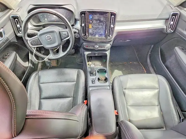 YV4162UK0K2138264 2019 VOLVO XC40 - Image 8