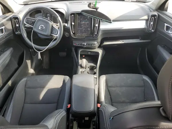 YV4162UK0L2289106 2020 VOLVO XC40 - Image 8