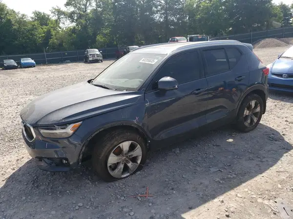 YV4162UK0M2446442 2021 VOLVO XC40 - Image 1