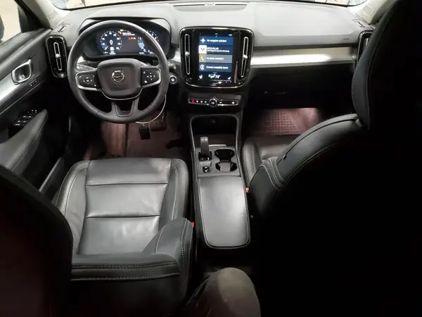 YV4162UK0M2454640 2021 VOLVO XC40 - Image 8
