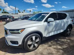 YV4162UK0M2549067 2021 VOLVO XC40