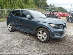 YV4162UK0M2598897 2021 VOLVO XC40
