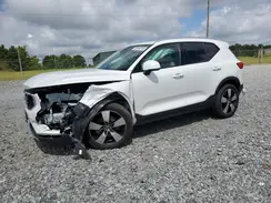 YV4162UK0N2653916 2022 VOLVO XC40