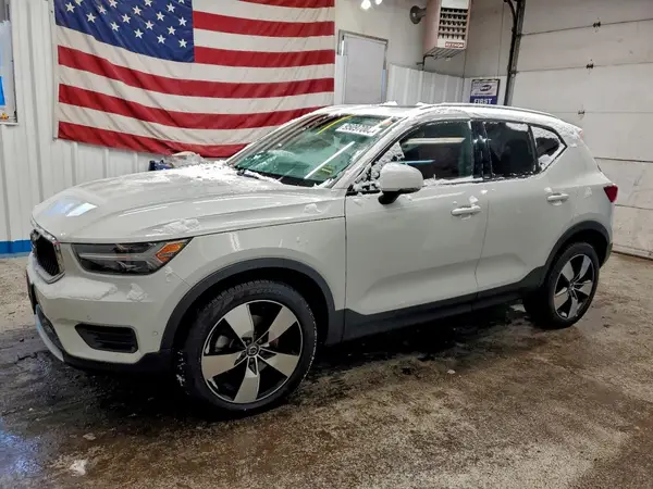 YV4162UK1K2139410 2019 VOLVO XC40 - Image 1