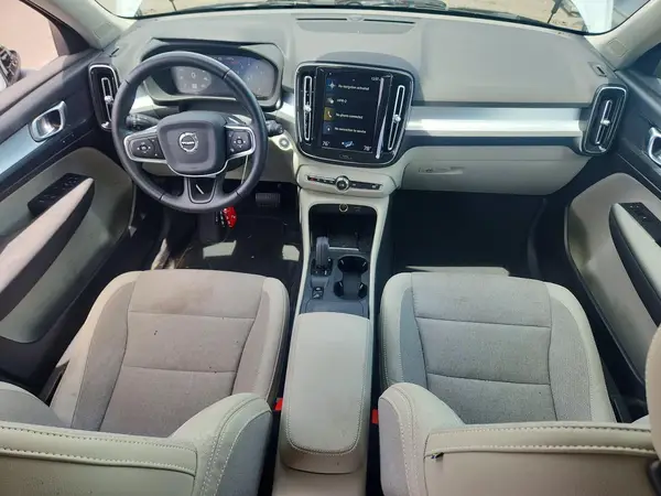 YV4162UK1L2282701 2020 VOLVO XC40 - Image 8