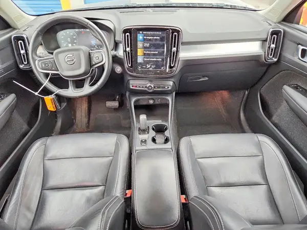 YV4162UK1M2599590 2021 VOLVO XC40 - Image 8