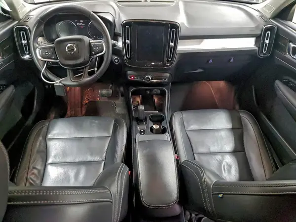 YV4162UK1M2608157 2021 VOLVO XC40 - Image 8