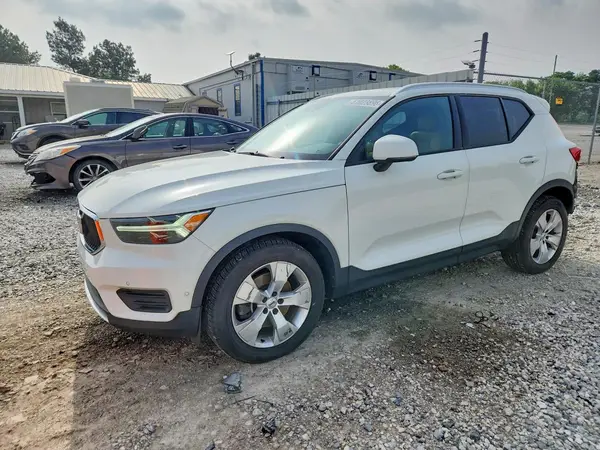 YV4162UK2K2123314 2019 VOLVO XC40 - Image 1