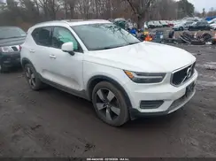 YV4162UK2L2174880 2020 VOLVO XC40