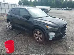 YV4162UK2L2203049 2020 VOLVO XC40