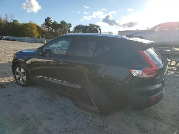 YV4162UK2L2287602 2020 VOLVO XC40 - Image 2