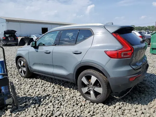 YV4162UK2L2298518 2020 VOLVO XC40 - Image 2