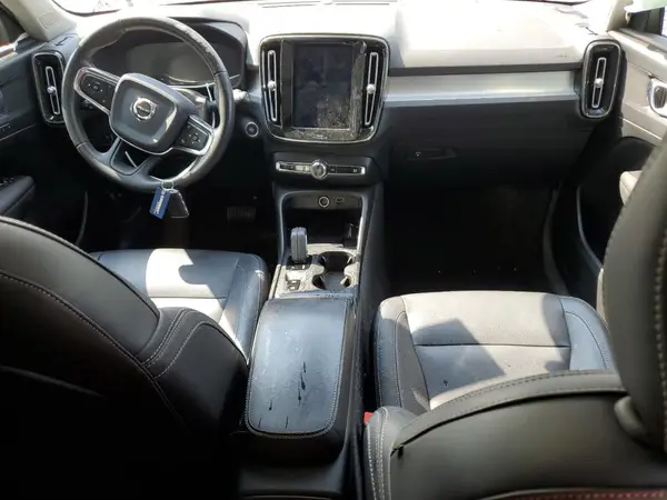 YV4162UK2L2298518 2020 VOLVO XC40 - Image 8