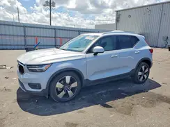 YV4162UK2M2403804 2021 VOLVO XC40