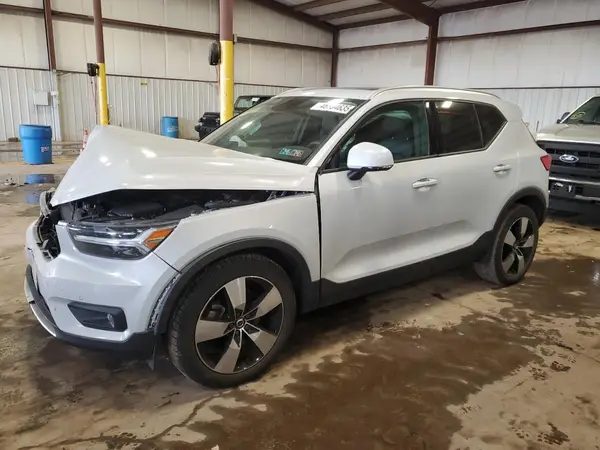 YV4162UK2M2452808 2021 VOLVO XC40 - Image 1