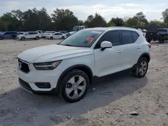 YV4162UK2M2600598 2021 VOLVO XC40