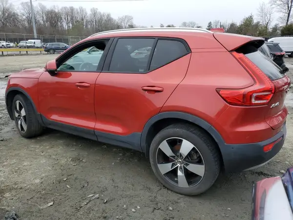 YV4162UK3K2111866 2019 VOLVO XC40 - Image 2