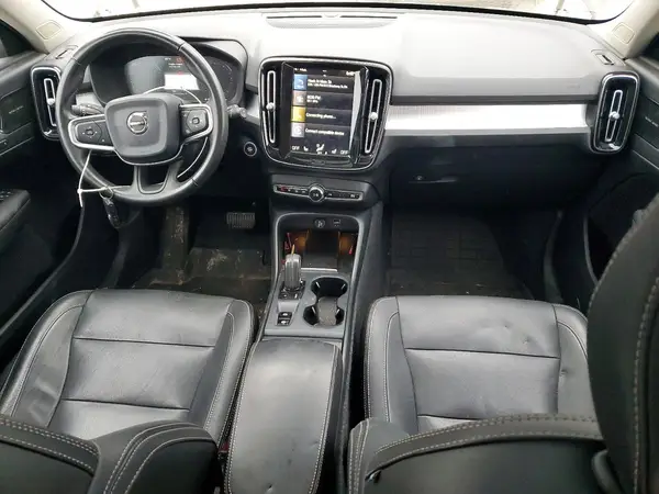 YV4162UK3K2118767 2019 VOLVO XC40 - Image 8