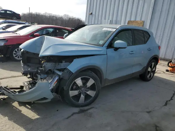 YV4162UK3K2125105 2019 VOLVO XC40 - Image 1