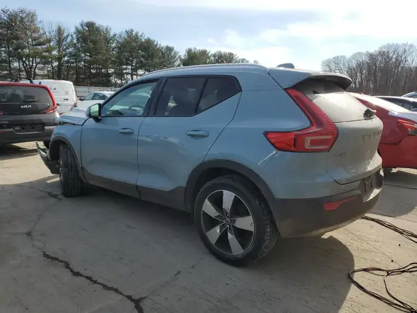 YV4162UK3K2125105 2019 VOLVO XC40 - Image 2