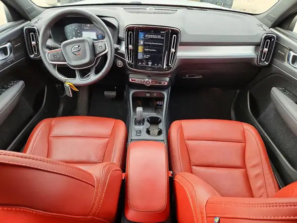 YV4162UK3L2285678 2020 VOLVO XC40 - Image 8