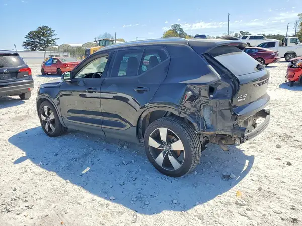 YV4162UK3L2299063 2020 VOLVO XC40 - Image 2