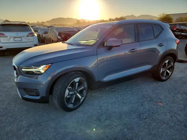 YV4162UK3M2450792 2021 VOLVO XC40 - Image 1