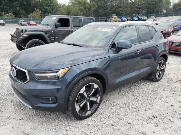 YV4162UK3M2566378 2021 VOLVO XC40 - Image 1