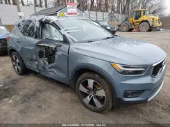 YV4162UK3N2707905 2022 VOLVO XC40
