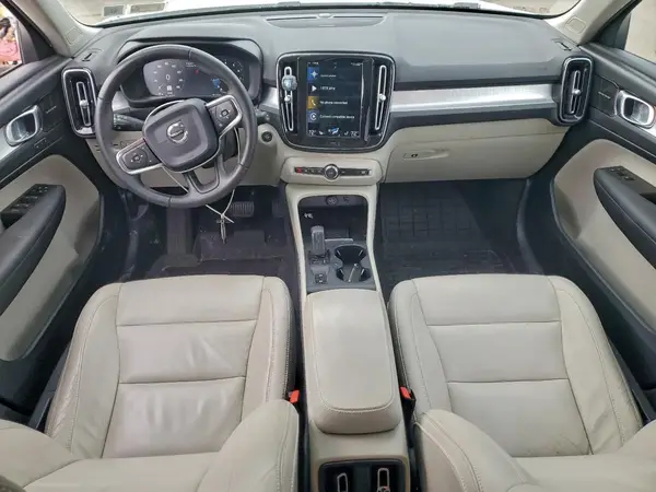 YV4162UK4K2047790 2019 VOLVO XC40 - Image 8