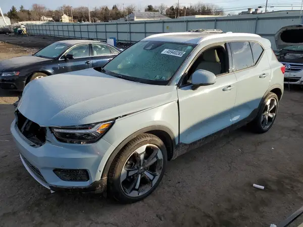 YV4162UK4K2104649 2019 VOLVO XC40 - Image 1