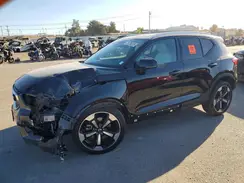 YV4162UK4L2280067 2022 VOLVO XC40