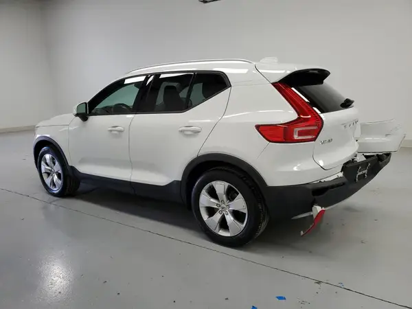 YV4162UK4L2338730 2020 VOLVO XC40 - Image 2