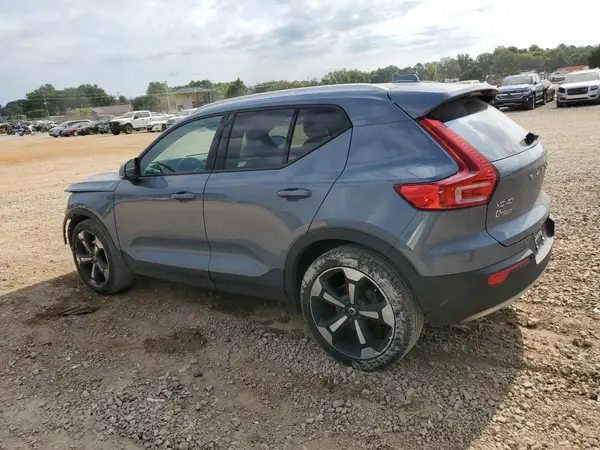 YV4162UK4M2425643 2021 VOLVO XC40 - Image 2