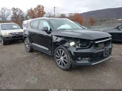 YV4162UK4M2607892 2021 VOLVO XC40