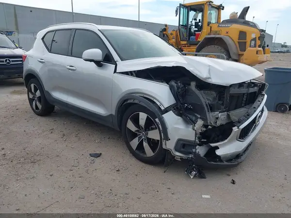 YV4162UK5K2074089 2019 VOLVO XC40