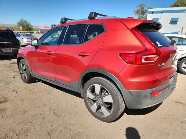 YV4162UK5K2133402 2019 VOLVO XC40 - Image 2