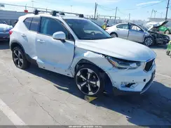 YV4162UK5K2136297 2019 VOLVO XC40