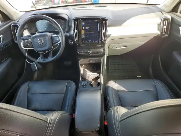 YV4162UK5L2183900 2020 VOLVO XC40 - Image 8