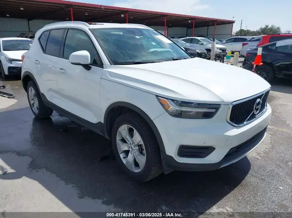 YV4162UK5L2327462 2020 VOLVO XC40 - Image 1