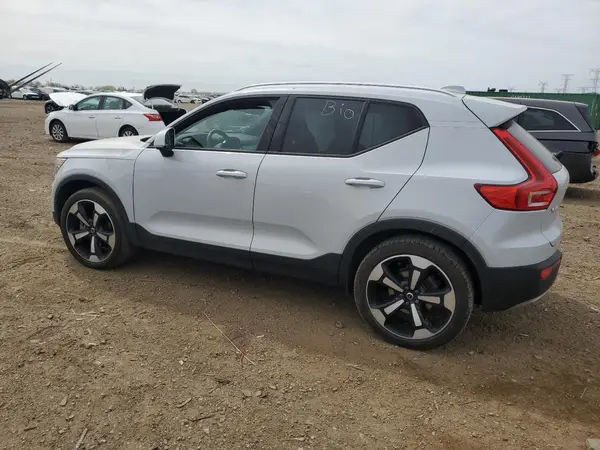 YV4162UK5L2345833 2020 VOLVO XC40 - Image 2
