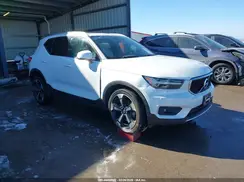 YV4162UK5M2428129 2021 VOLVO XC40