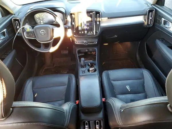 YV4162UK5M2496964 2021 VOLVO XC40 - Image 8