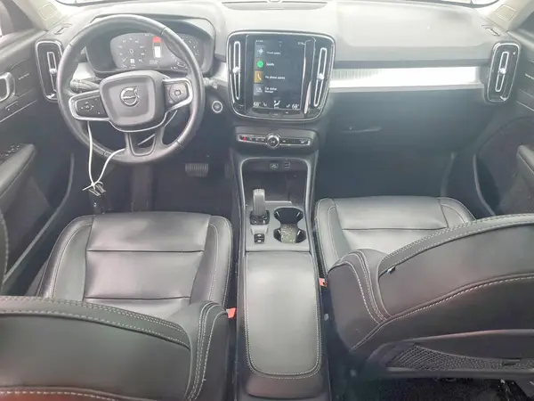 YV4162UK6K2091645 2019 VOLVO XC40 - Image 8
