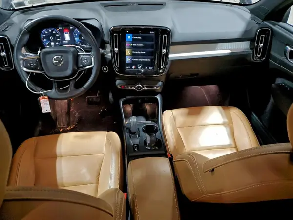 YV4162UK6K2110551 2019 VOLVO XC40 - Image 8